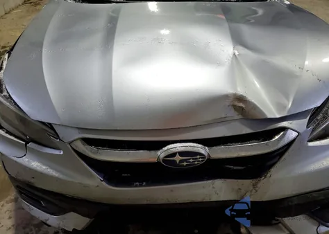 2020 Subaru Legacy Premium z USA, uszkodzony, nr VIN 4S3BWAC65L3027341